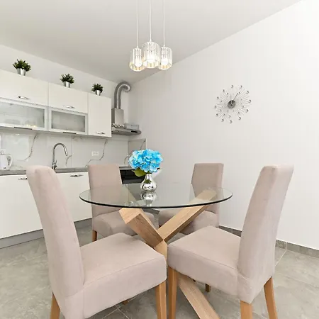 Apartments Diva Trogir Exterior photo