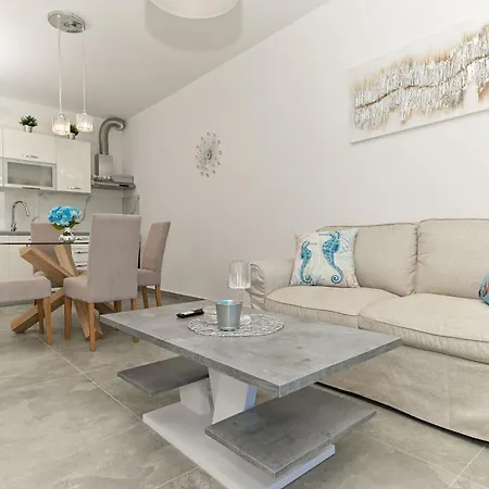 Apartments Diva Trogir Exterior photo