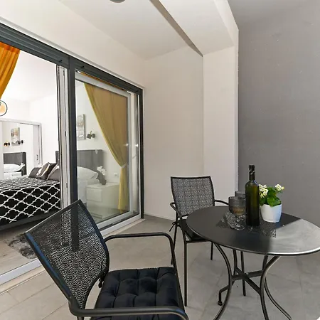 Apartments Diva Trogir Exterior photo
