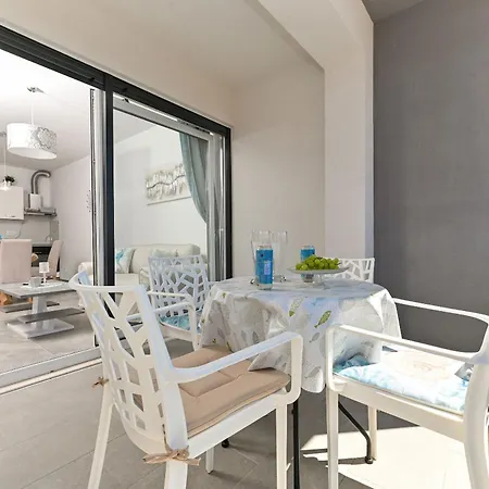 Apartments Diva Trogir Exterior photo